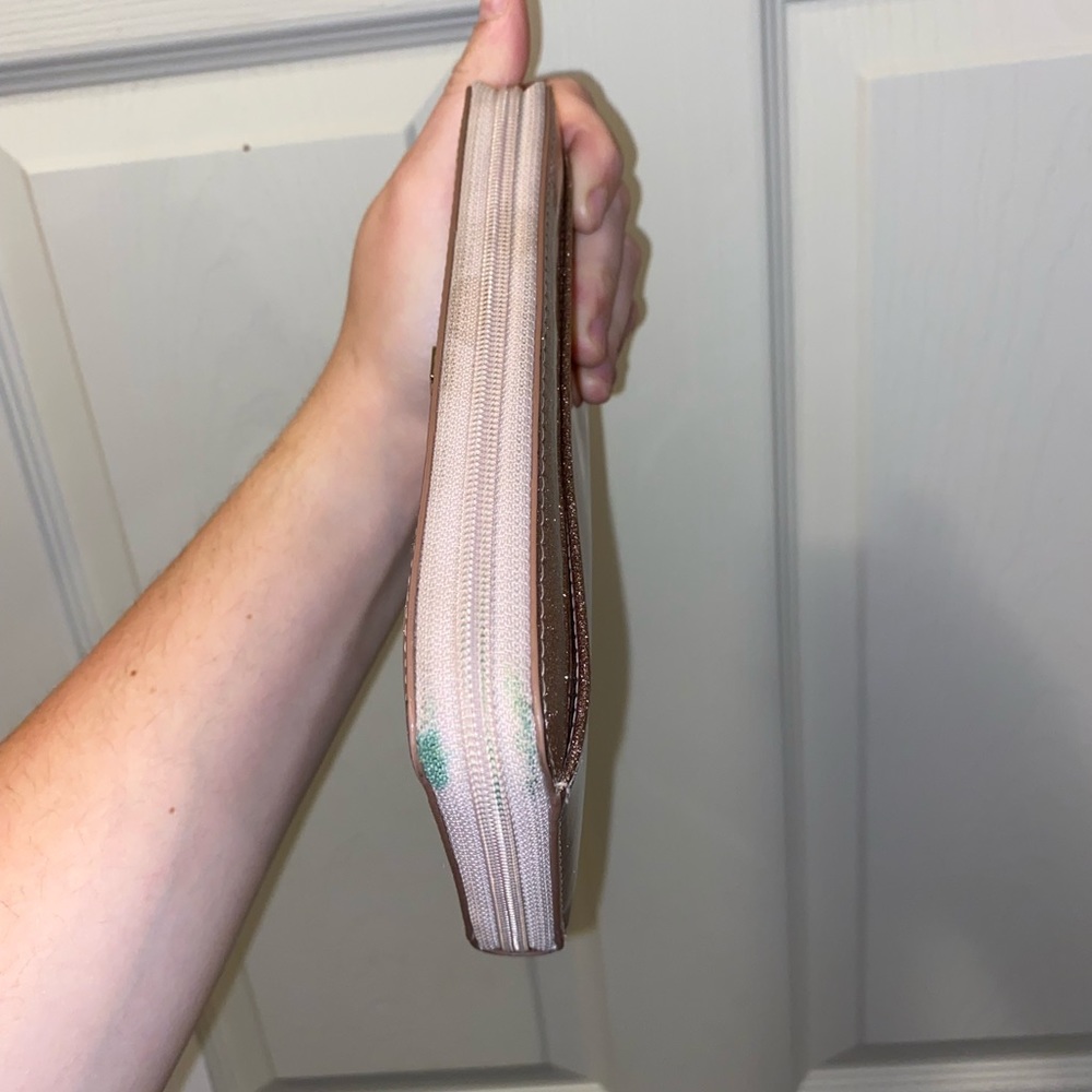 Kate Spade Wallet - Picture 2 of 2